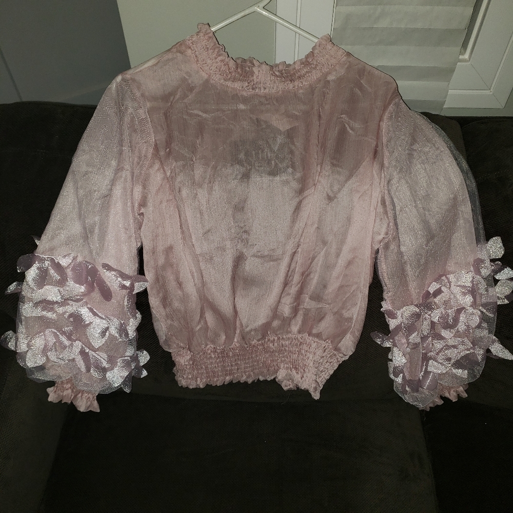 Akira top